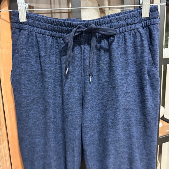 Outdoor Voices Cloudknit Sweatpant Navy mid rise soft stretchy loungewear travel - Picture 3 of 7